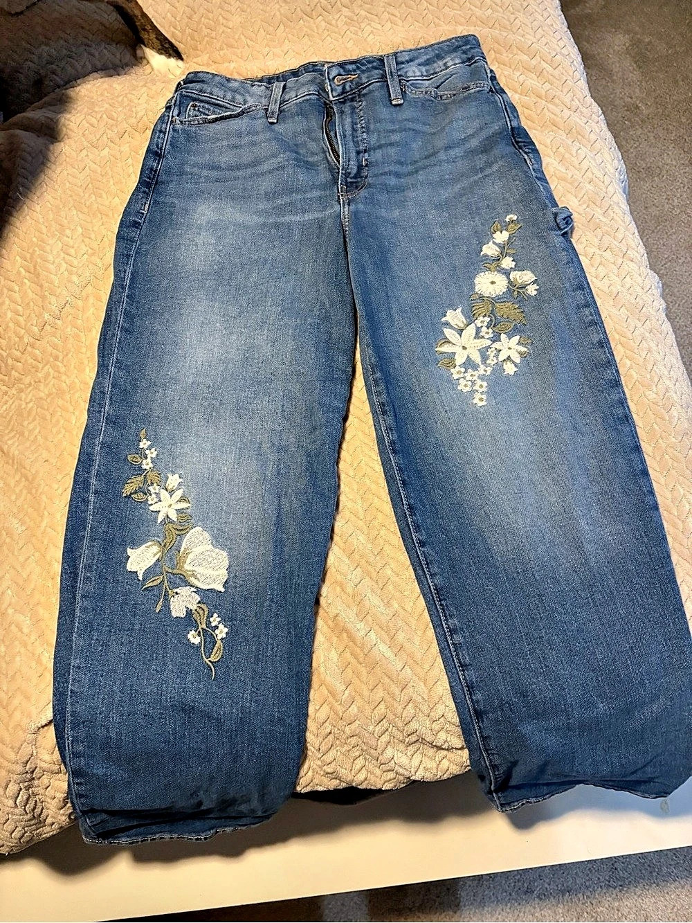 Old Navy High-Waisted OG Loose Floral Embroidered Jeans Blue Jeans Waist 10
